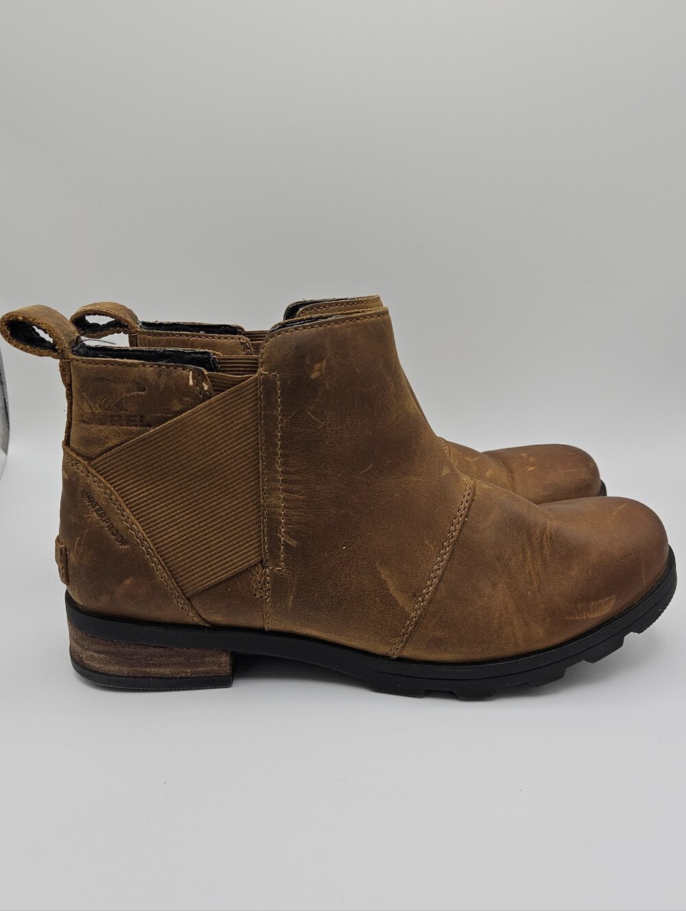 Sorel Emelie Chelsea ankle boots brown leather waterproof size 6.5